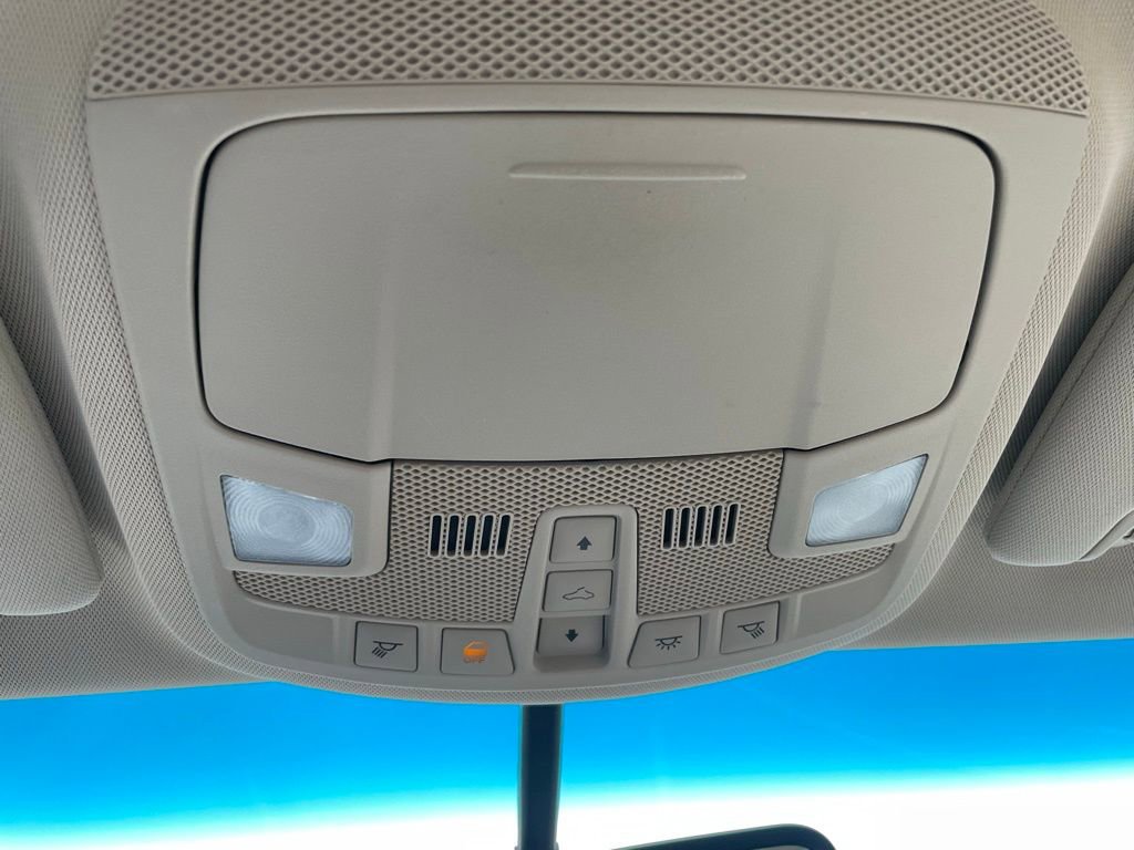 Used 2016 Lincoln MKZ w/ Equipment Group 300A Reserve image 19