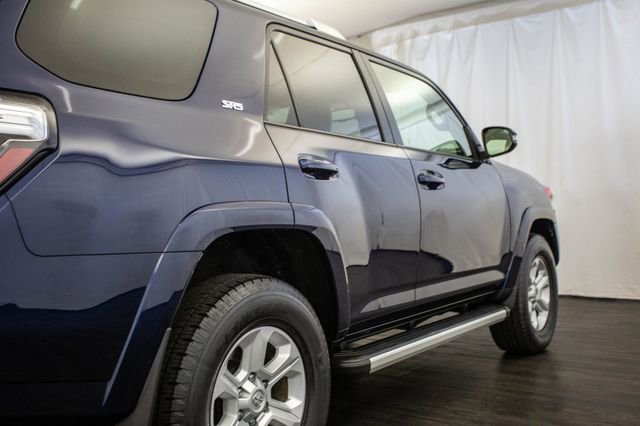 Used 2016 Toyota 4Runner SR5 Premium image 35