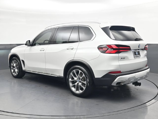 Certified 2024 BMW X5 xDrive40i w/ Premium Package AWD/4WD image 7