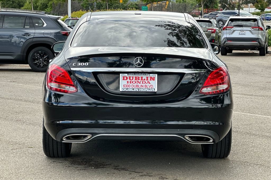 Used 2018 Mercedes-Benz C 300 Sedan w/ Multimedia Package image 5