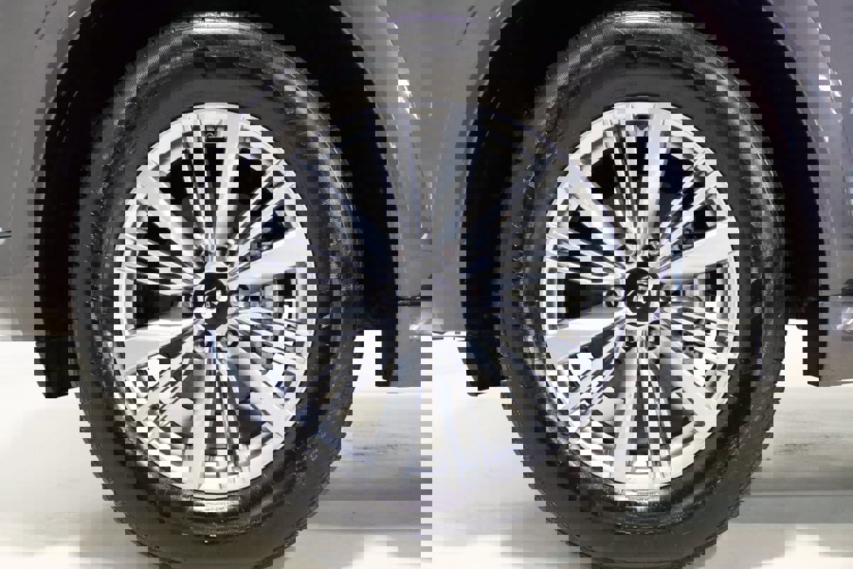 Used 2024 INFINITI QX80 Luxe image 83