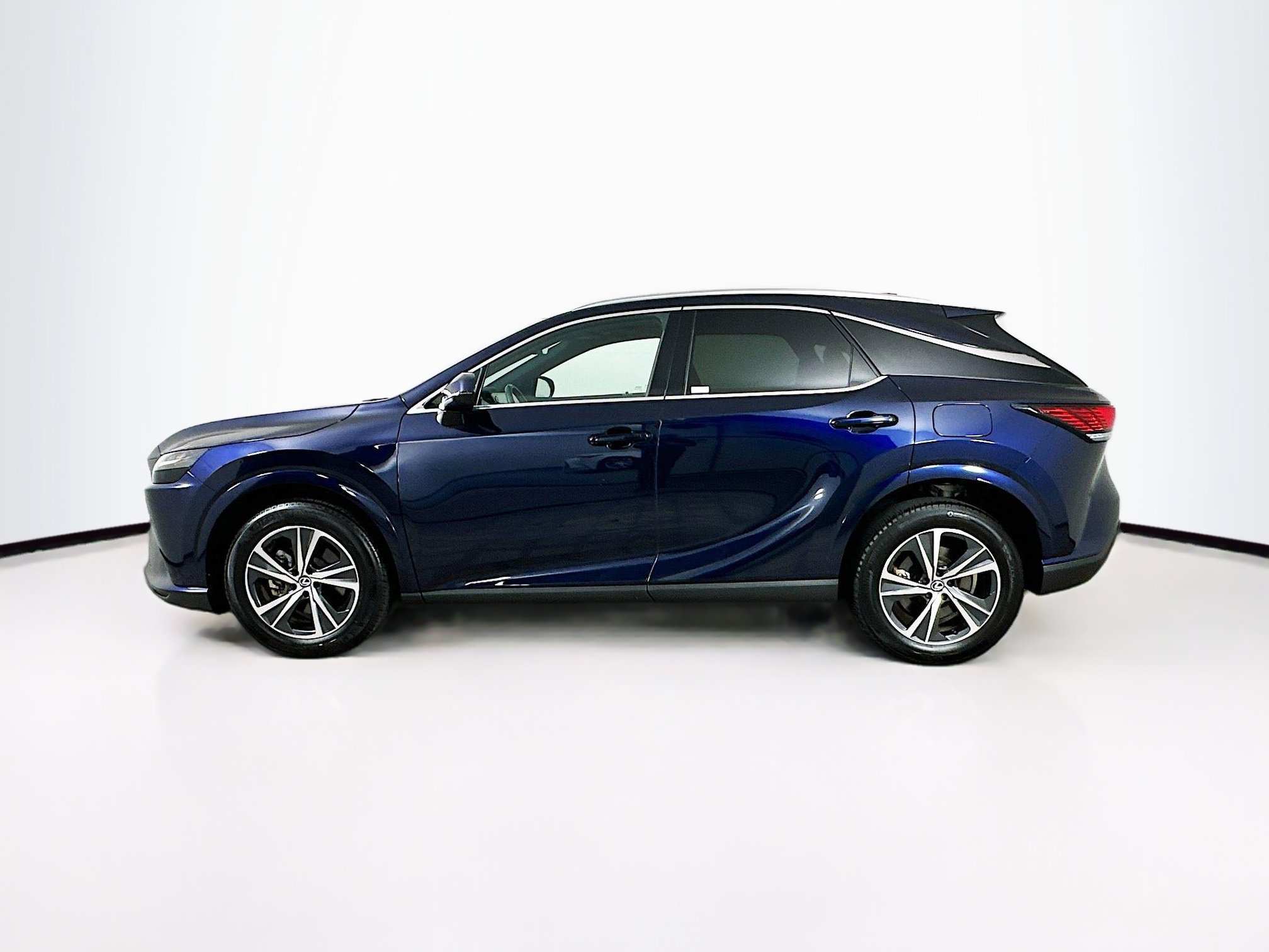 Used 2023 Lexus RX 350 Premium image 4