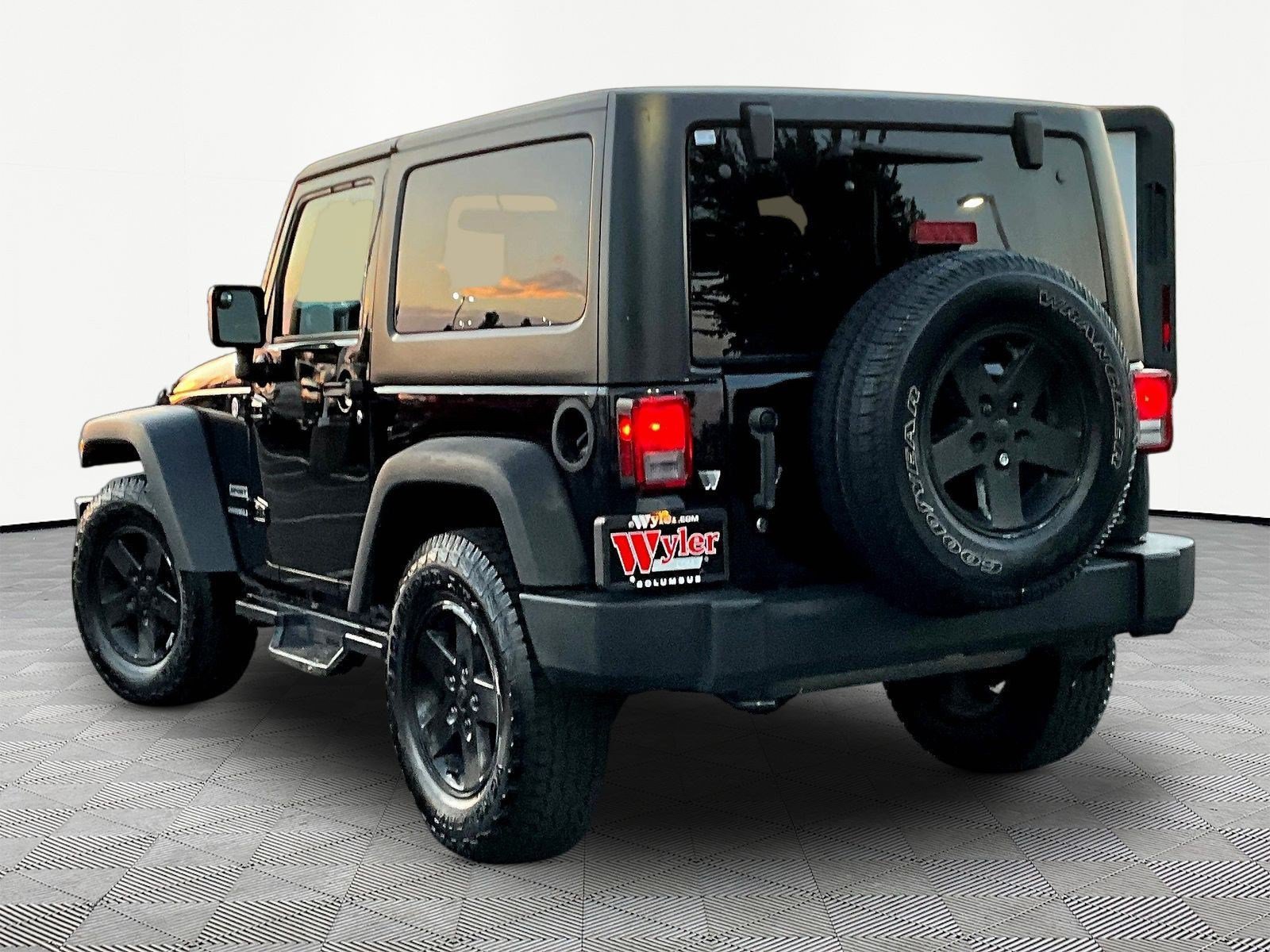 Used 2015 Jeep Wrangler Sport w/ Quick Order Package 24S AWD/4WD image 4