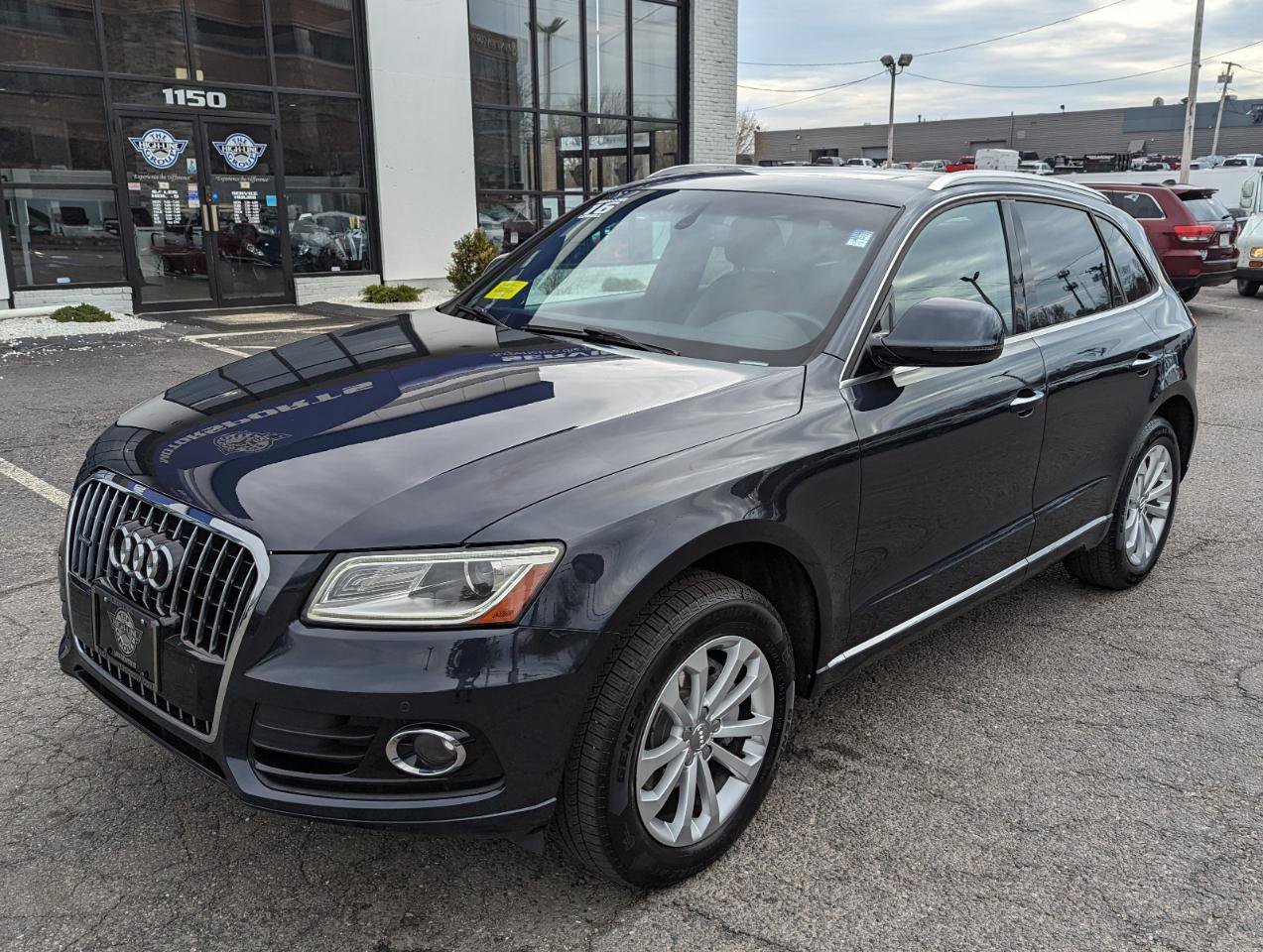 Used 2016 Audi Q5 2.0T Premium Plus w/ Technology Package image 2