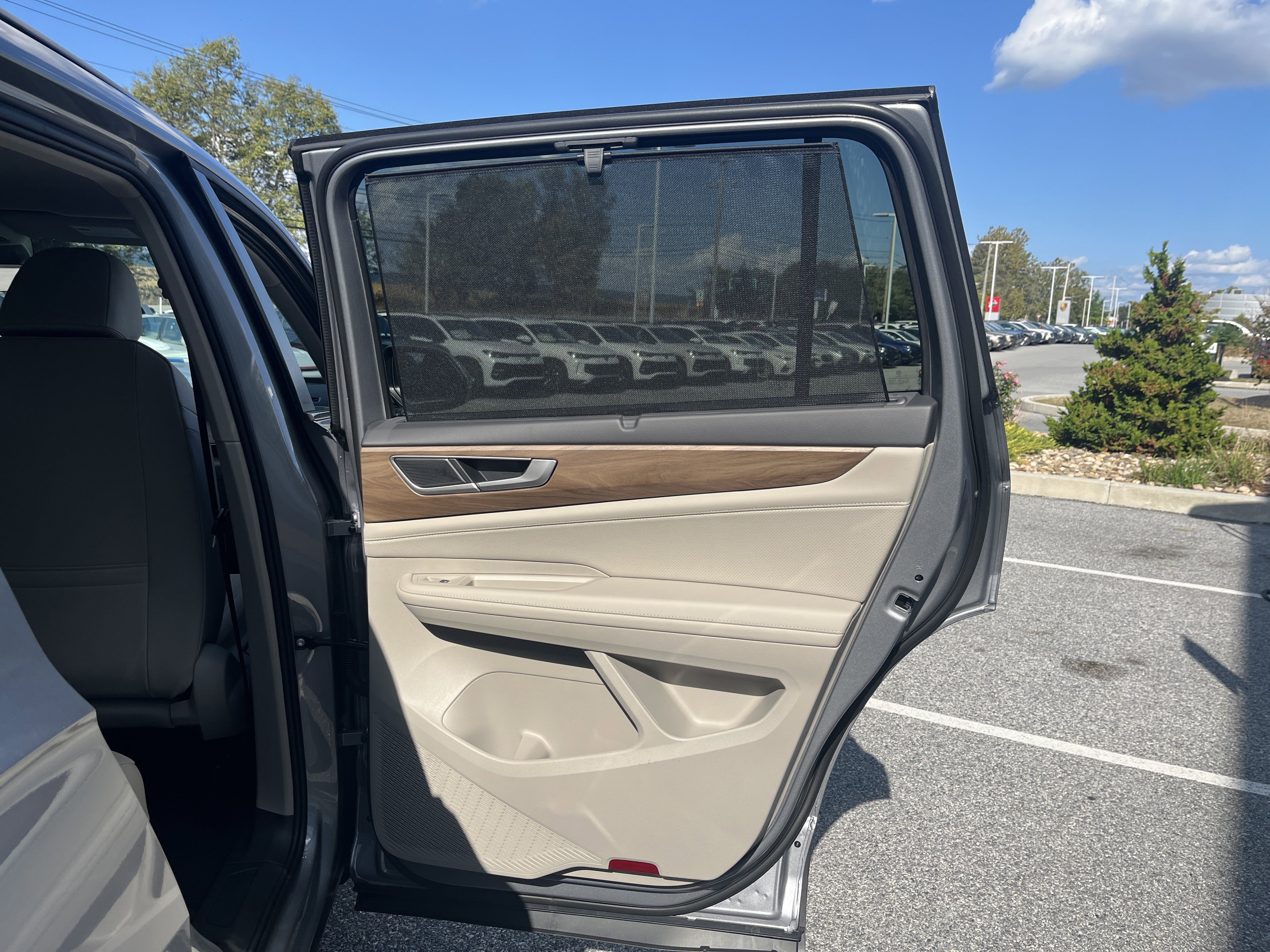 New 2026 Volkswagen Atlas SE image 16