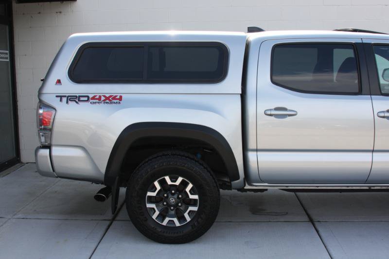 Used 2023 Toyota Tacoma TRD Off-Road w/ TRD Premium Off Road Package AWD/4WD image 8