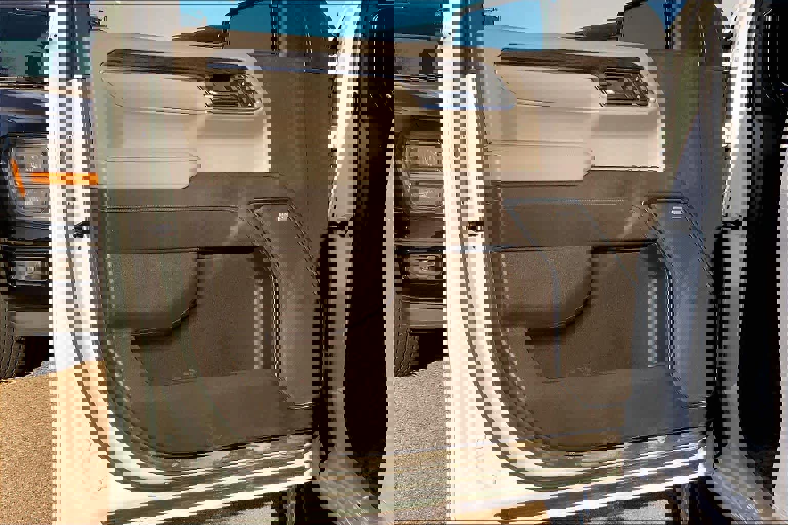 Used 2024 Chevrolet Silverado 1500 LTZ image 22