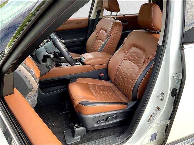 Used 2023 Nissan Pathfinder Platinum w/ Cargo Package AWD/4WD image 23