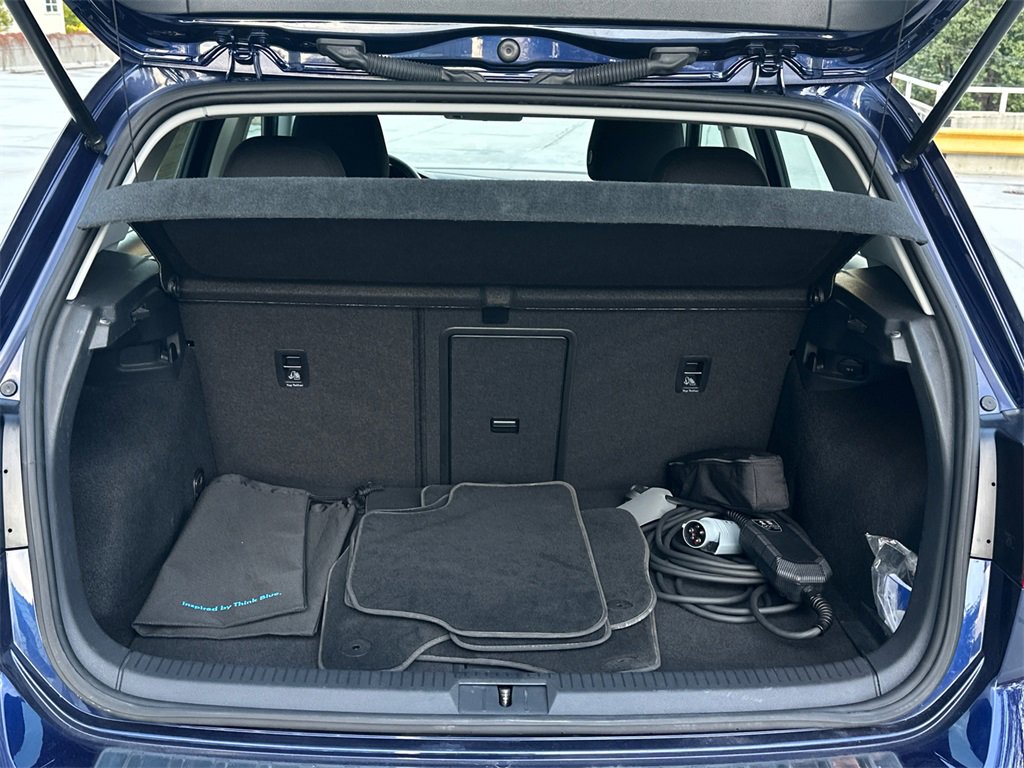 Used 2019 Volkswagen e-Golf SE w/ Driver Assistance Package image 6