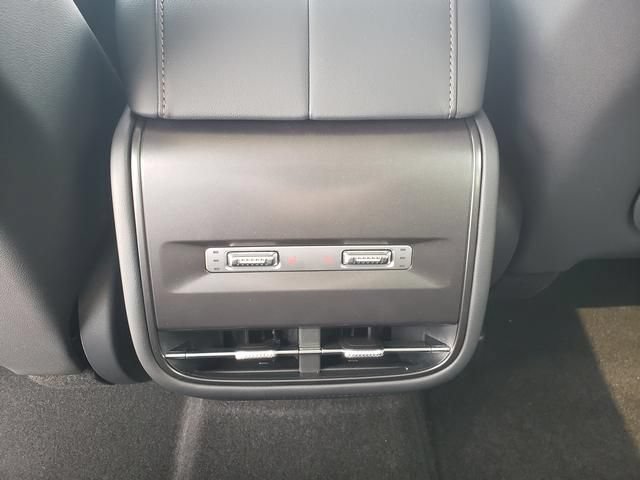 New 2026 Lincoln Nautilus Reserve AWD/4WD image 16