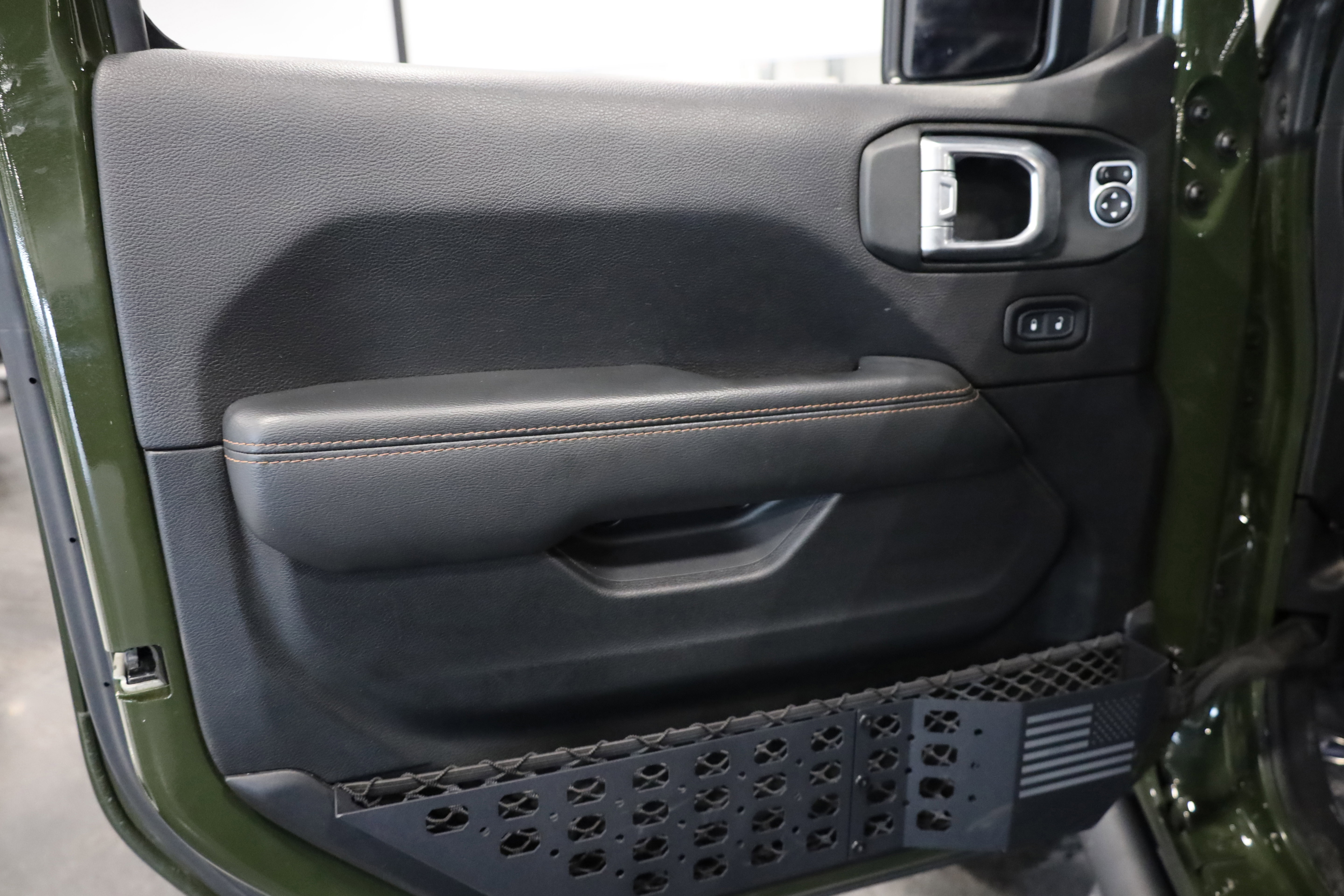 Used 2021 Jeep Wrangler Unlimited Rubicon w/ Trailer Tow Package image 14