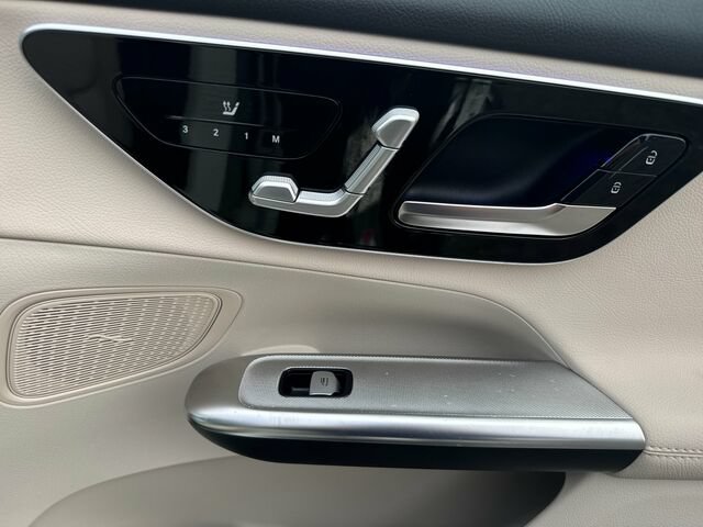 Used 2026 Mercedes-Benz GLC 300 image 20