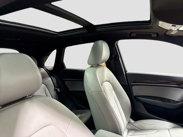 Used 2017 Audi Q3 2.0T Premium Plus w/ Premium Plus Package image 30