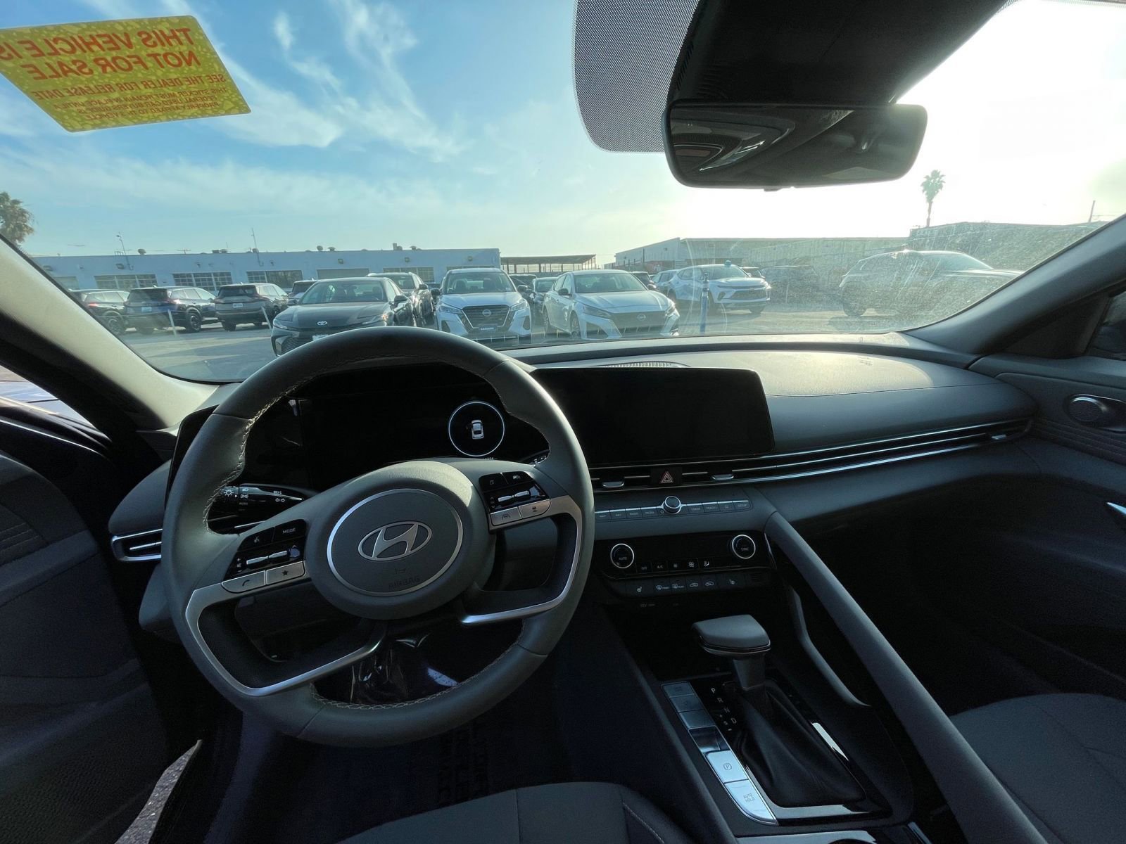 Used 2025 Hyundai Elantra SEL image 33