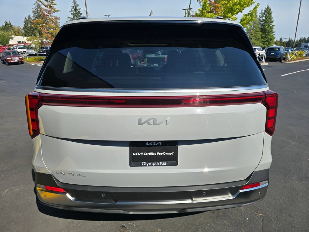 Certified 2025 Kia Carnival SX FWD image 5