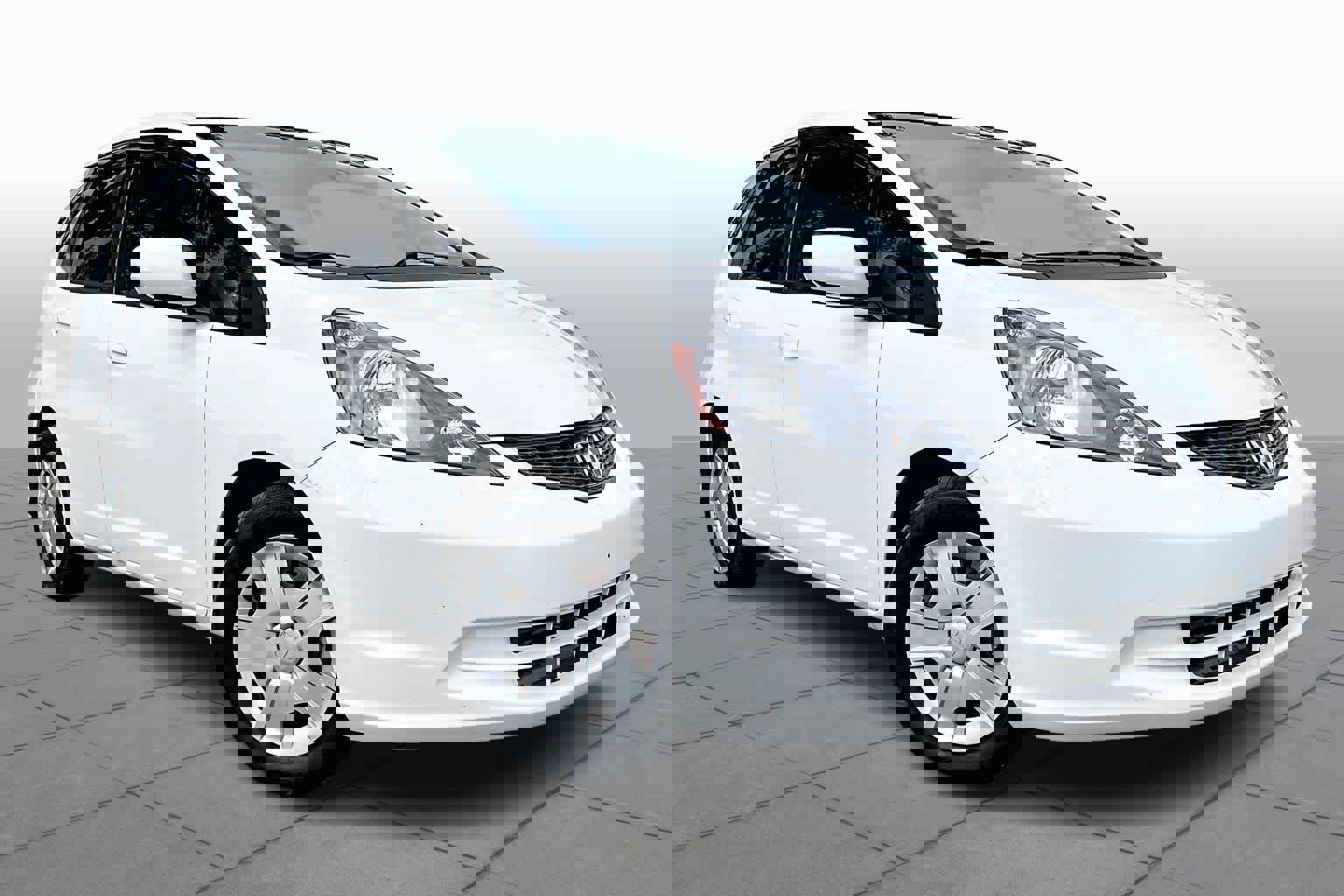 Used 2013 Honda Fit image 2