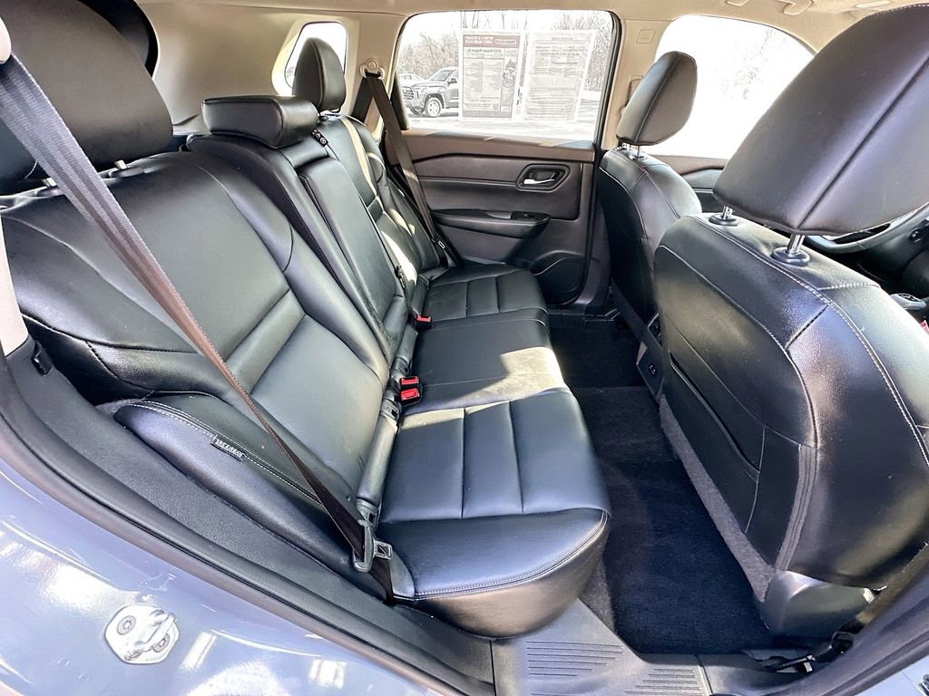 Used 2023 Nissan Rogue SL AWD/4WD image 36
