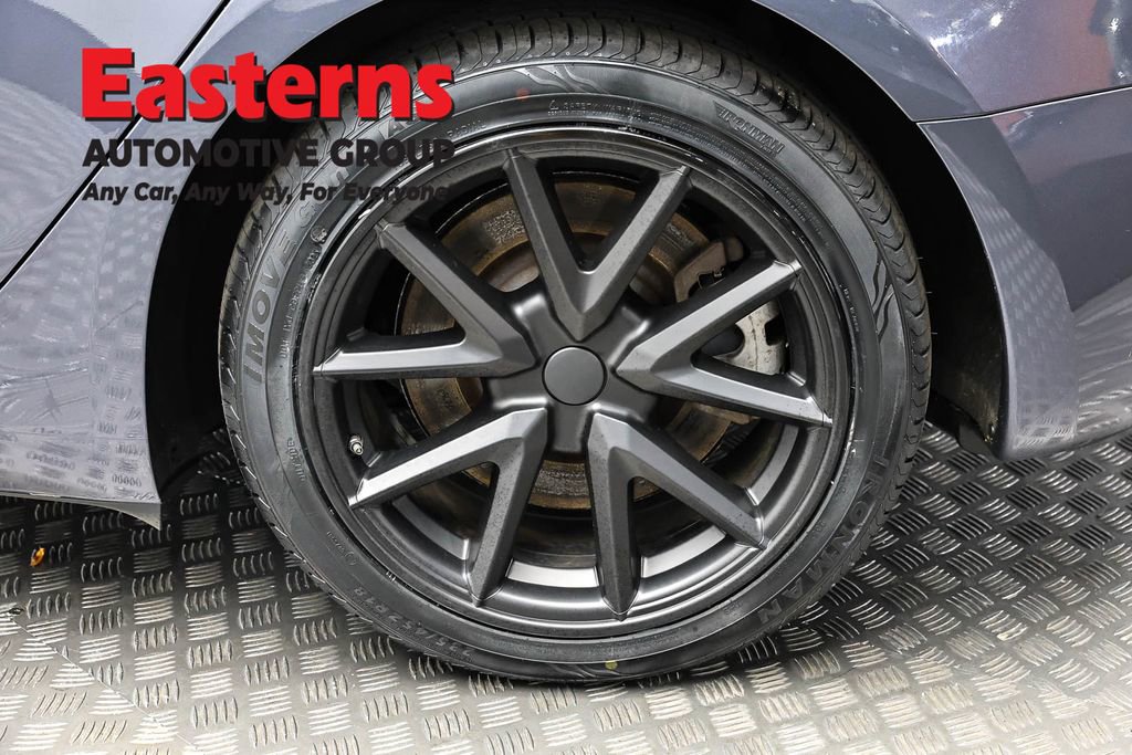 Used 2023 Tesla Model 3 Standard Range image 8