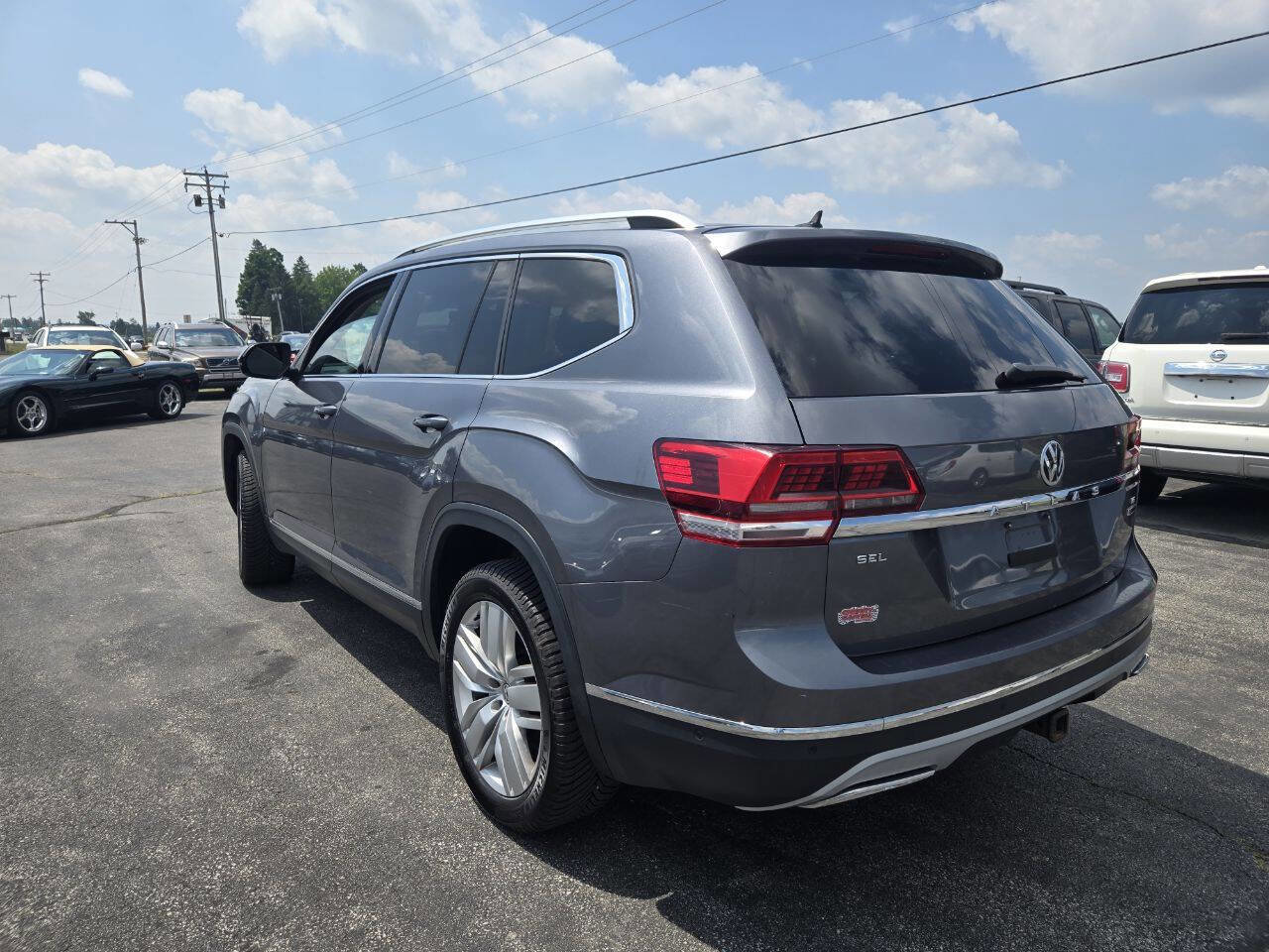 Used 2018 Volkswagen Atlas SEL Premium image 8