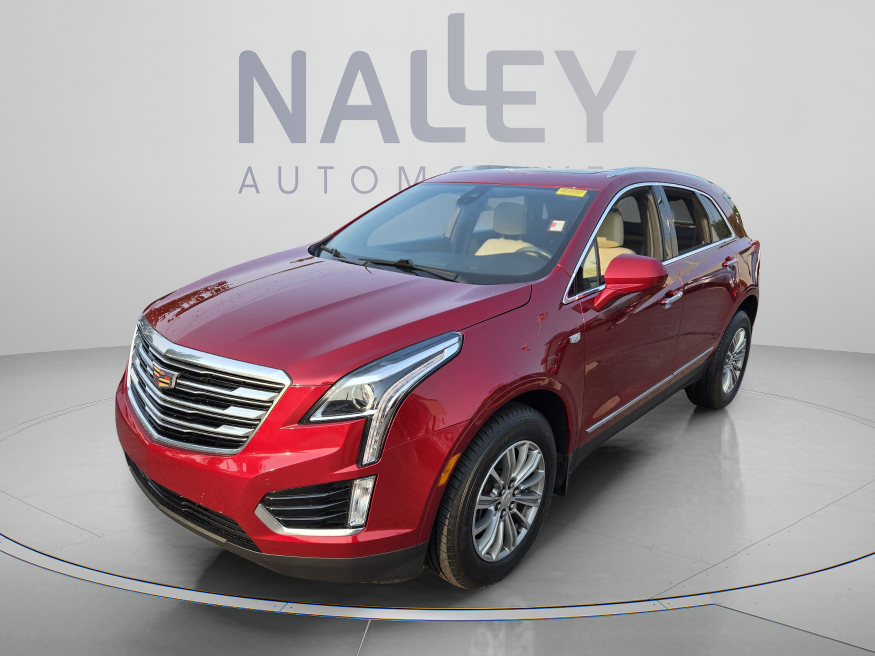 Used 2019 Cadillac XT5 Luxury FWD image 1