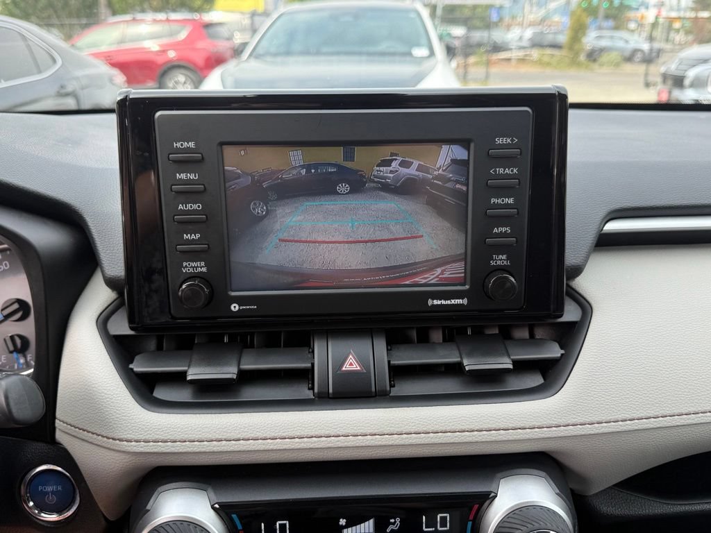 Certified 2021 Toyota RAV4 XLE AWD/4WD image 24