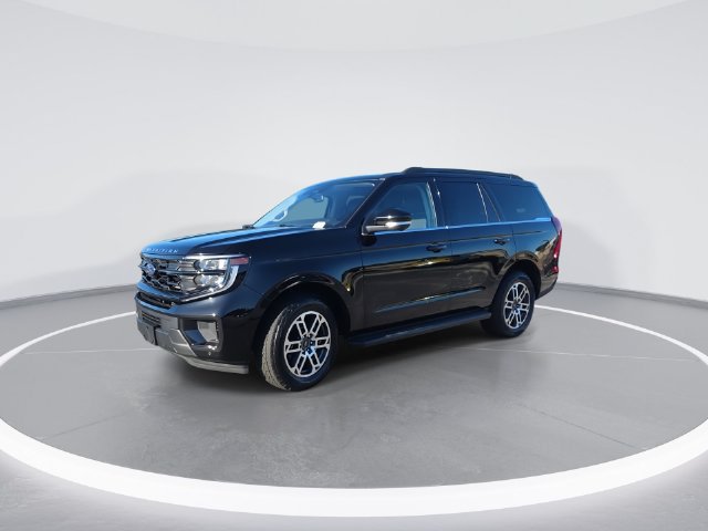 Used 2025 Ford Expedition Active AWD/4WD image 4