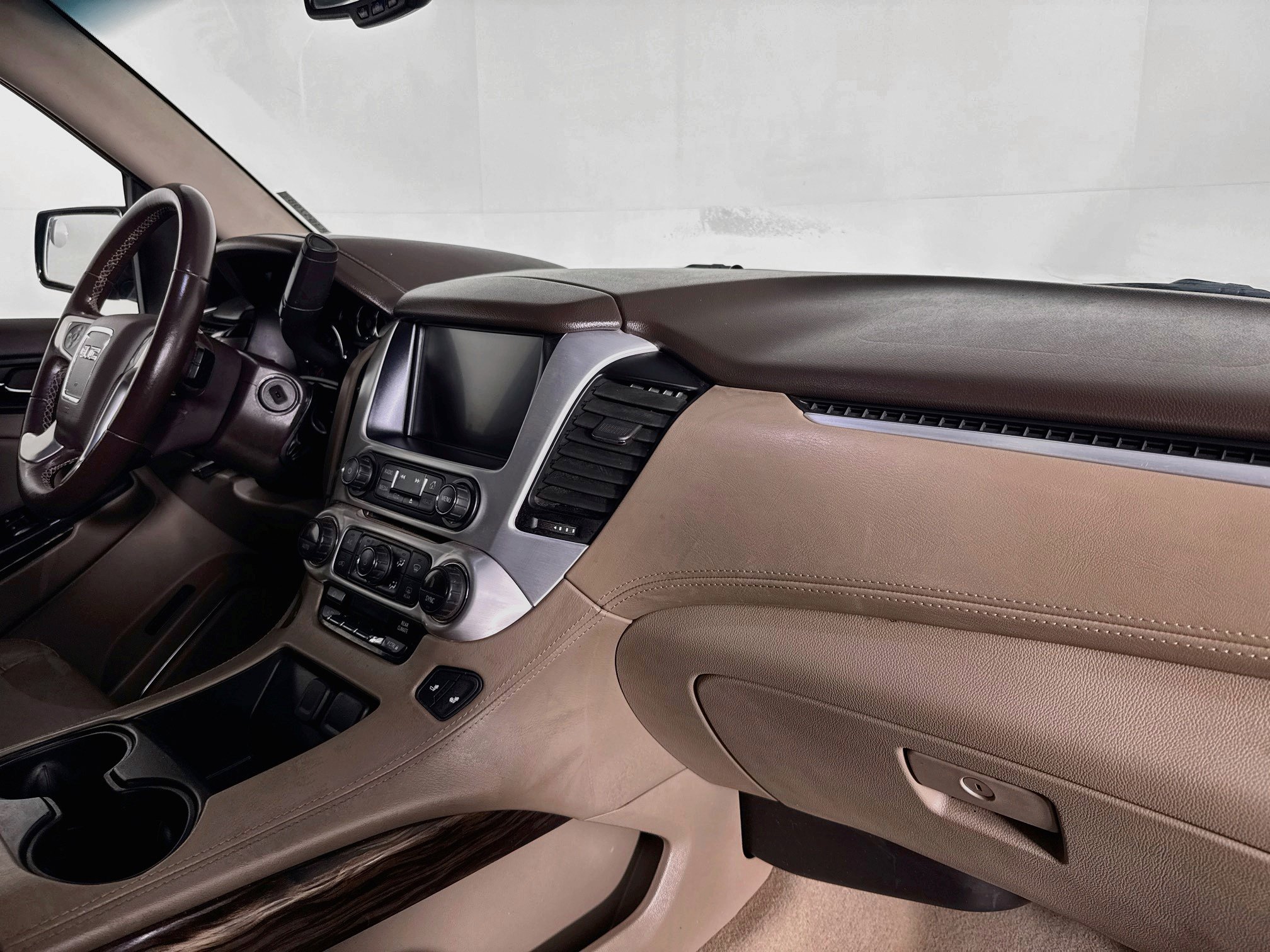 Used 2019 GMC Yukon SLT RWD image 26