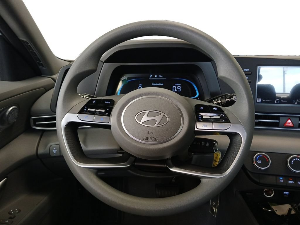 New 2026 Hyundai Elantra SE FWD image 12