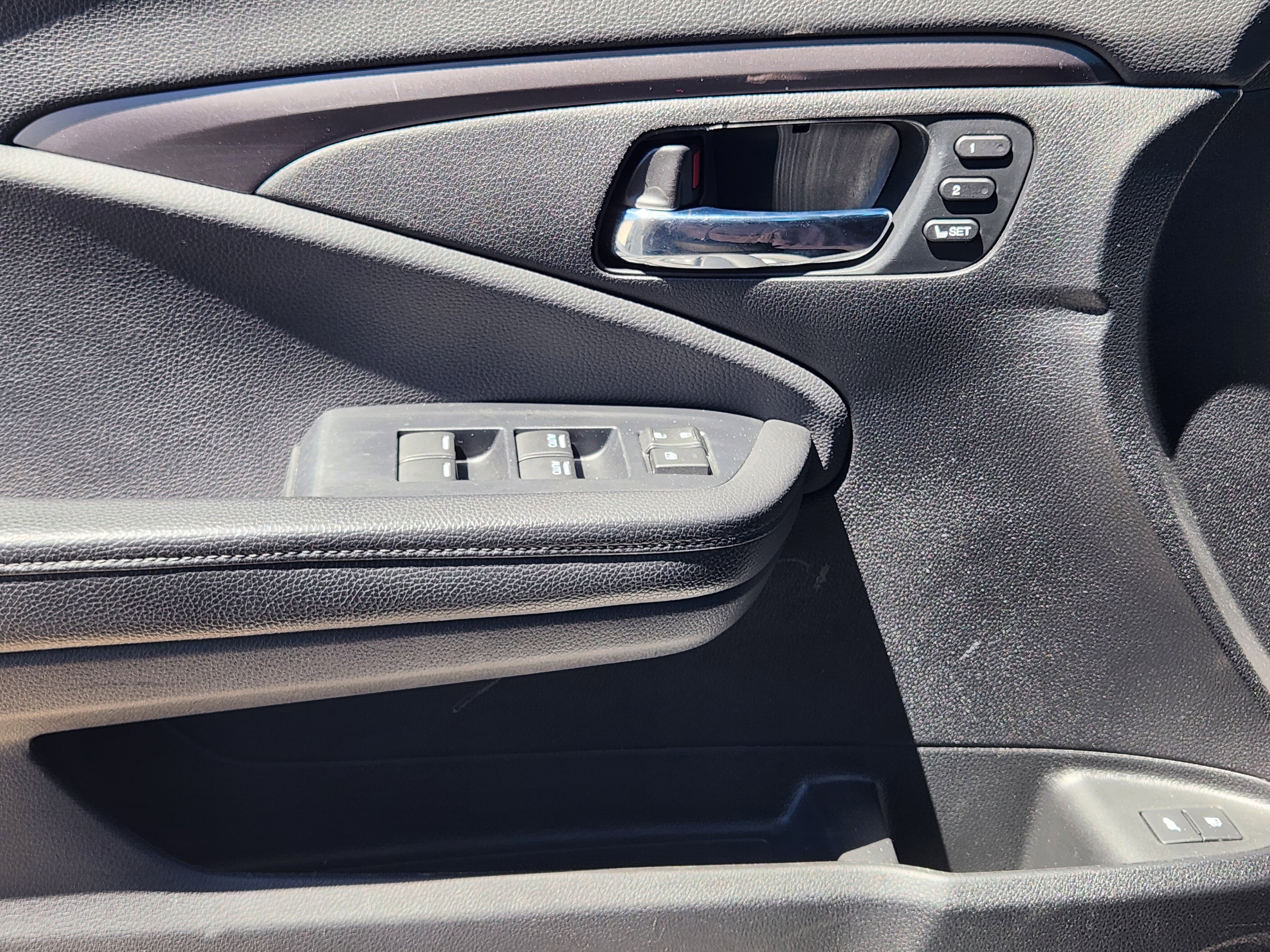 Used 2021 Honda Pilot Special Edition image 23