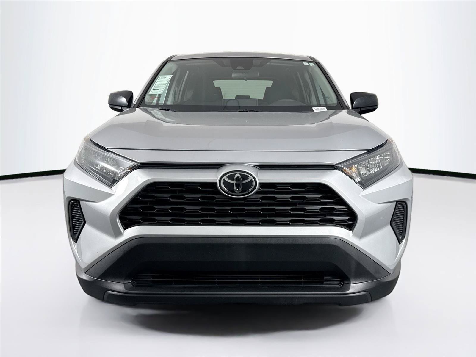 Used 2022 Toyota RAV4 LE FWD image 8