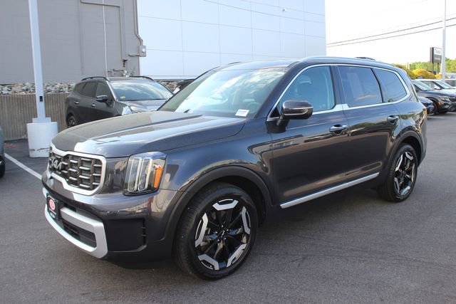 Certified 2025 Kia Telluride S AWD/4WD image 2
