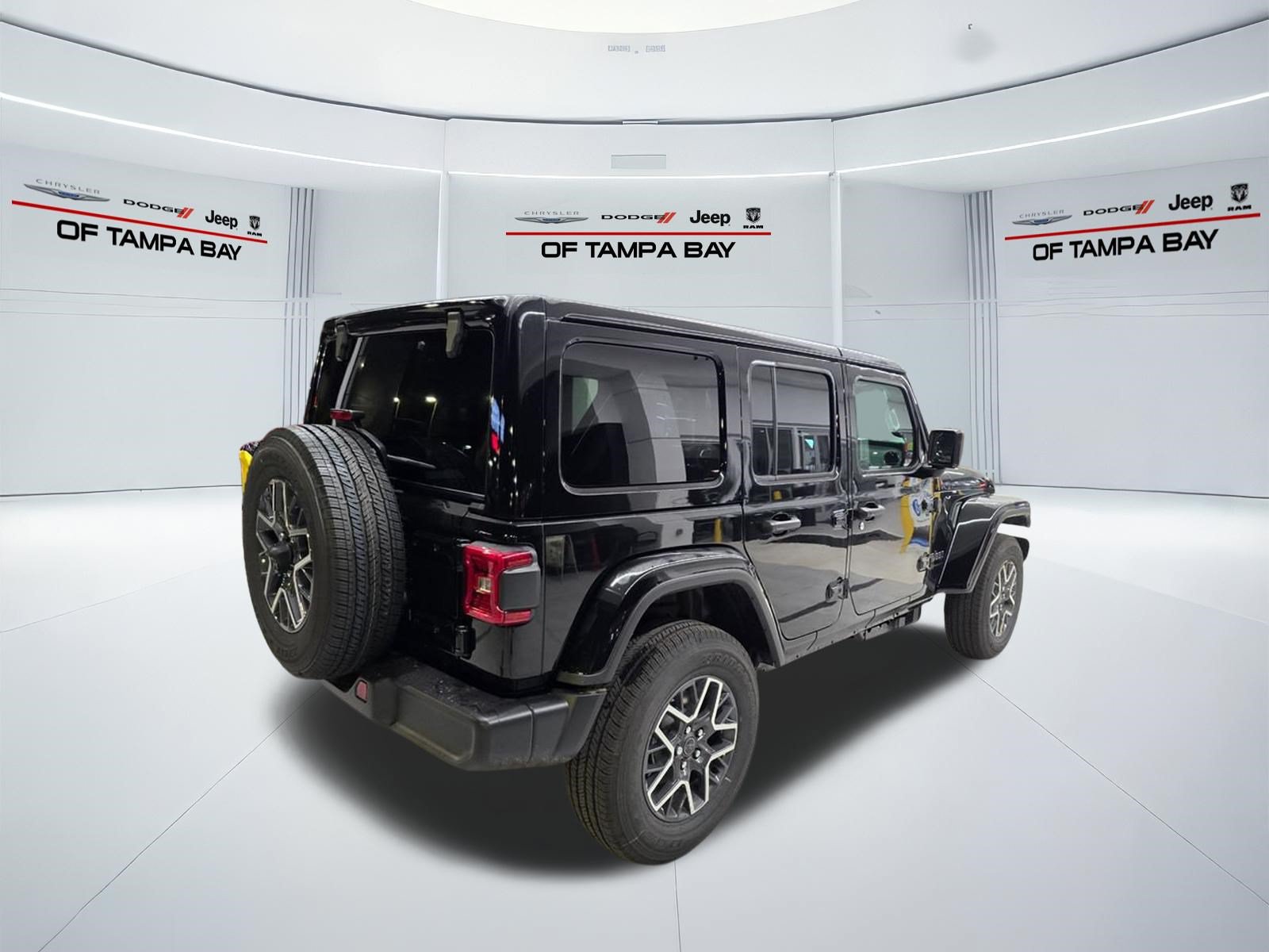 New 2026 Jeep Wrangler Unlimited Sahara AWD/4WD image 6