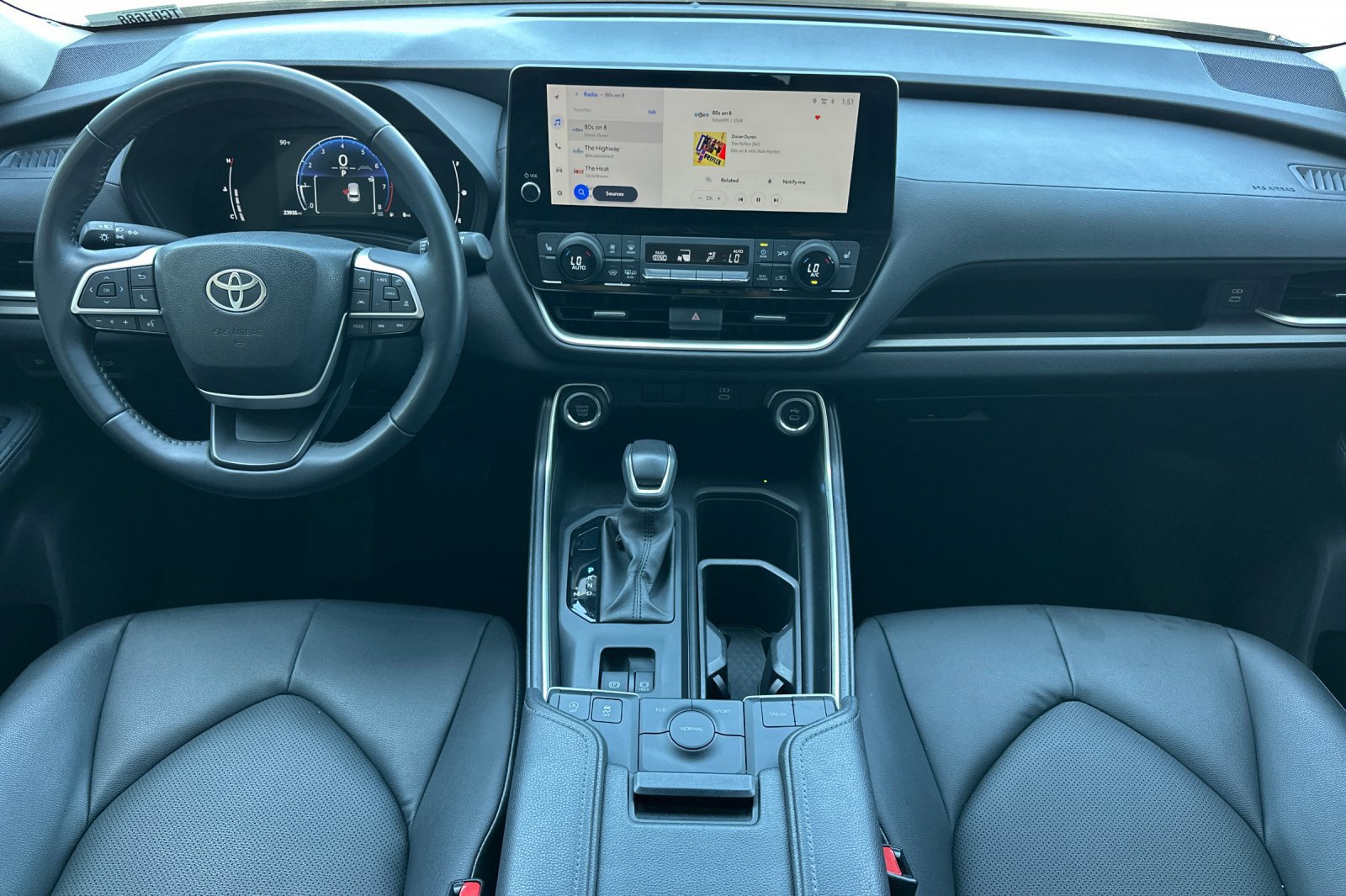 Certified 2025 Toyota Grand Highlander FWD image 13