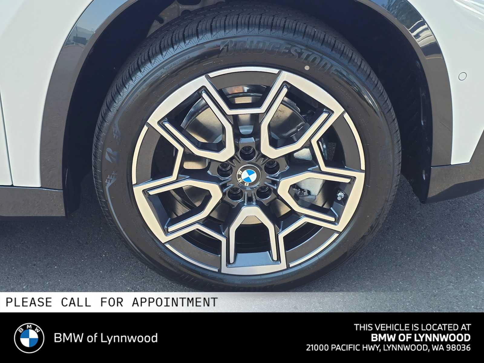 New 2026 BMW X1 xDrive28i w/ Technology Package AWD/4WD image 9