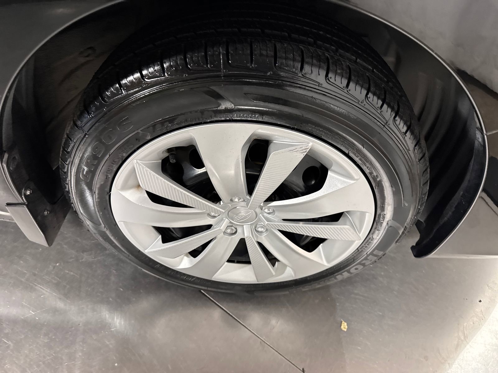 Used 2019 Subaru Impreza 2.0i AWD/4WD image 9
