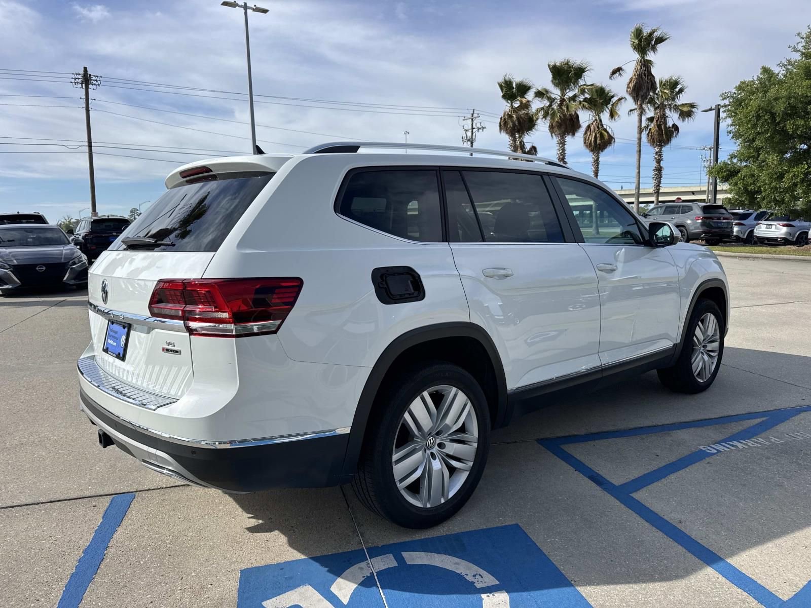Used 2019 Volkswagen Atlas SEL image 5