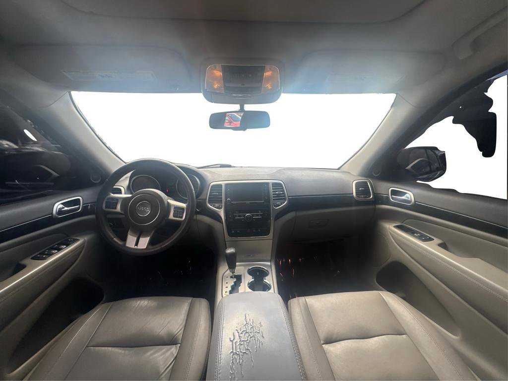 Used 2012 Jeep Grand Cherokee Altitude RWD image 15