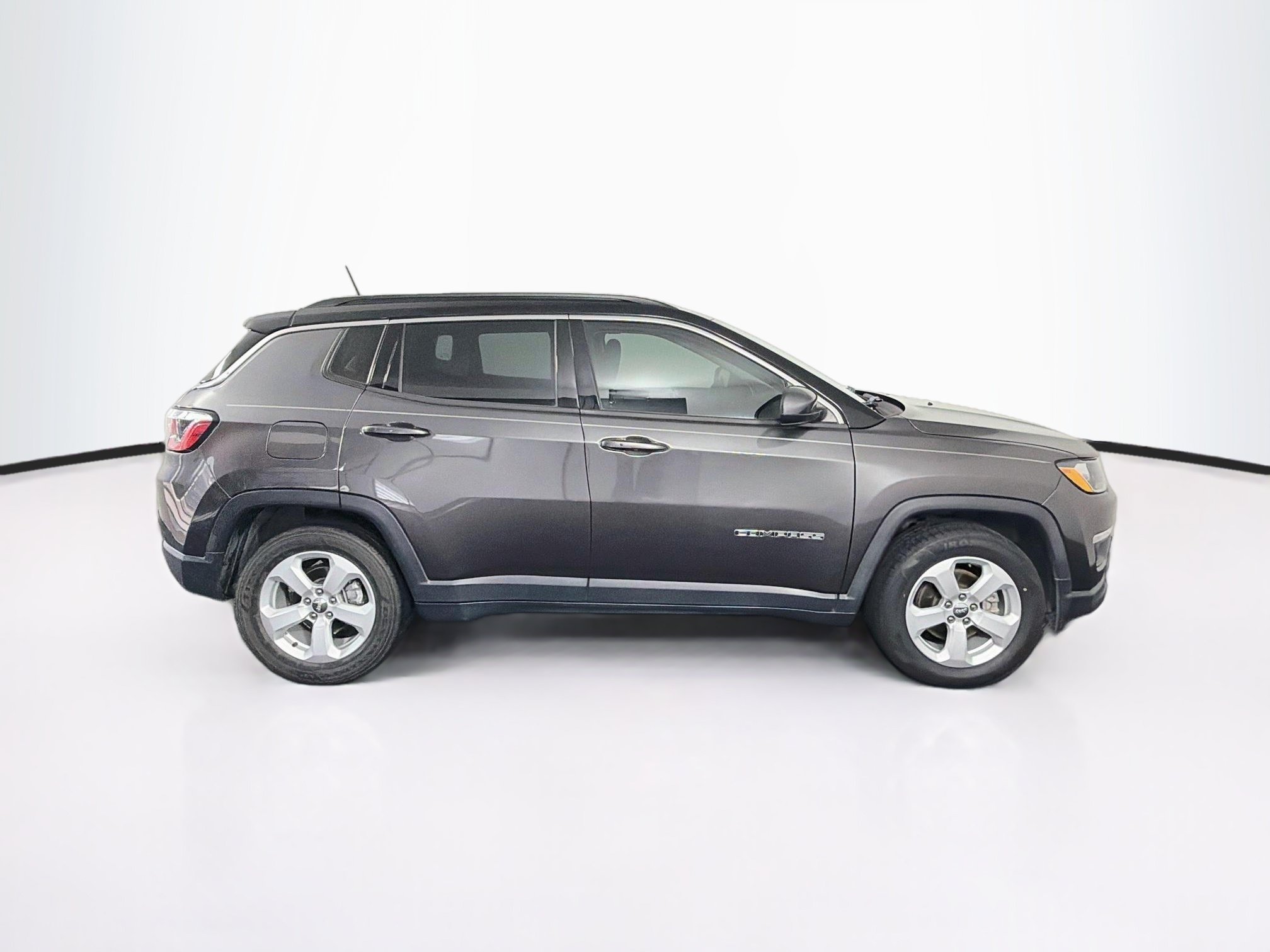 Used 2020 Jeep Compass Latitude w/ Popular Equipment Group FWD image 10