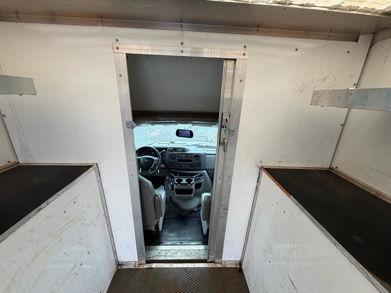 Used 2023 Ford E-450 and Econoline 450 Super Duty w/ Power Windows & Locks Group RWD image 30