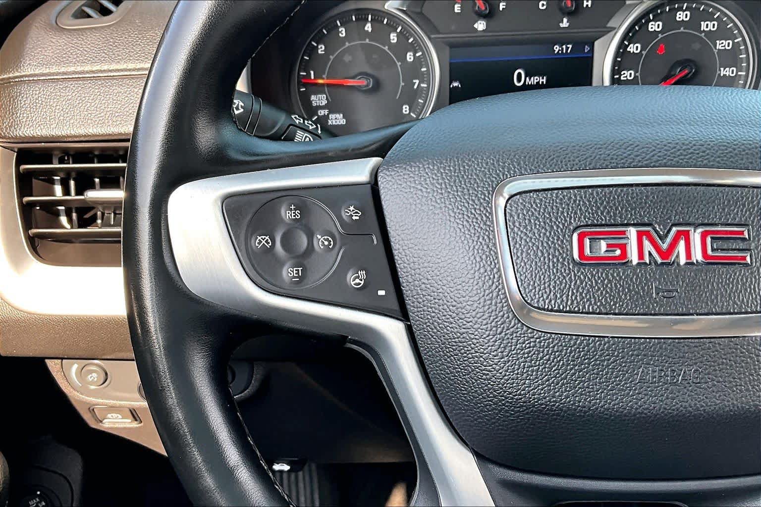 Used 2024 GMC Terrain SLT AWD/4WD image 24
