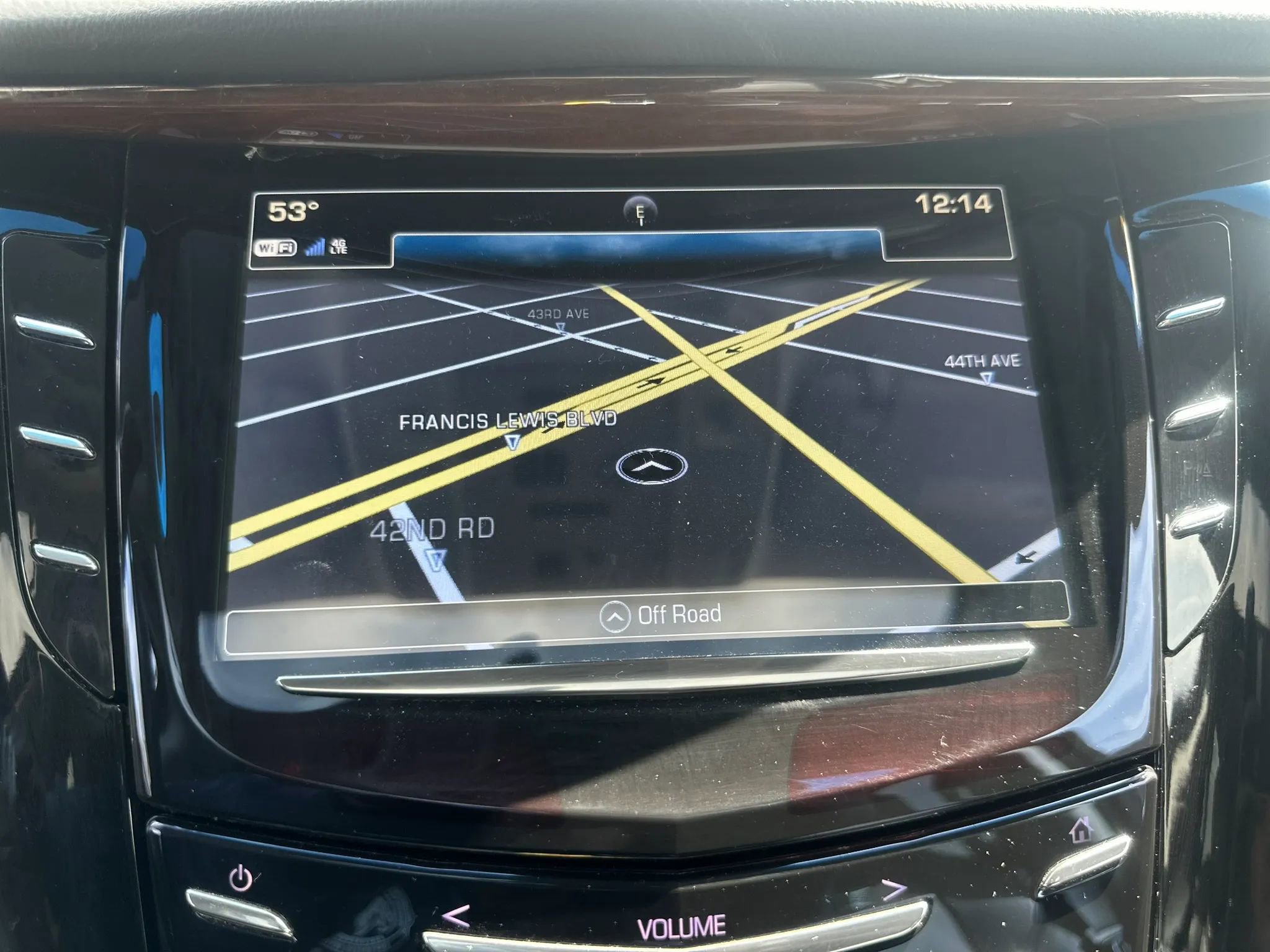 Used 2019 Cadillac Escalade Luxury AWD/4WD image 18