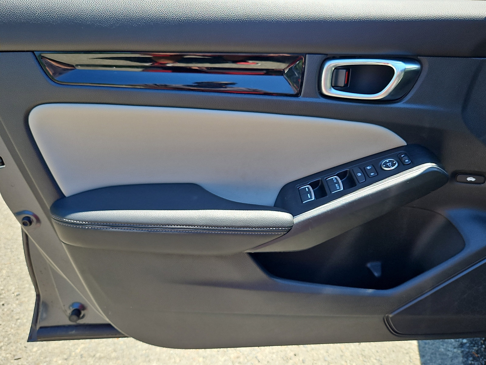 Used 2022 Honda Civic Touring image 13