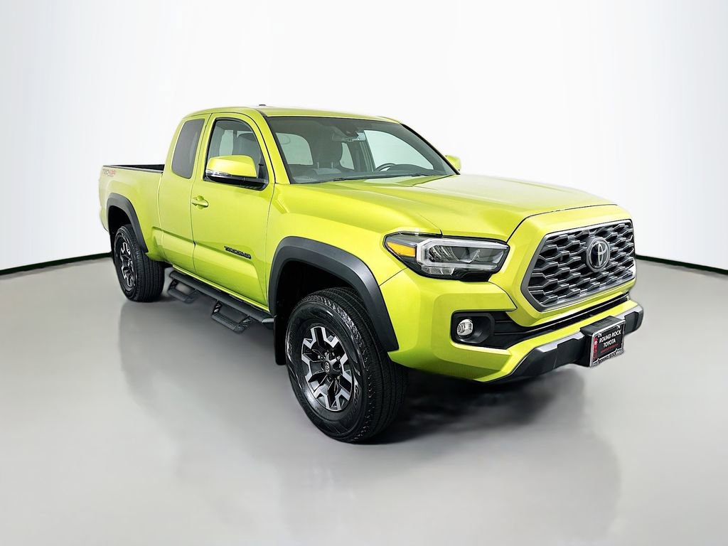 Certified 2023 Toyota Tacoma TRD Off-Road image 3