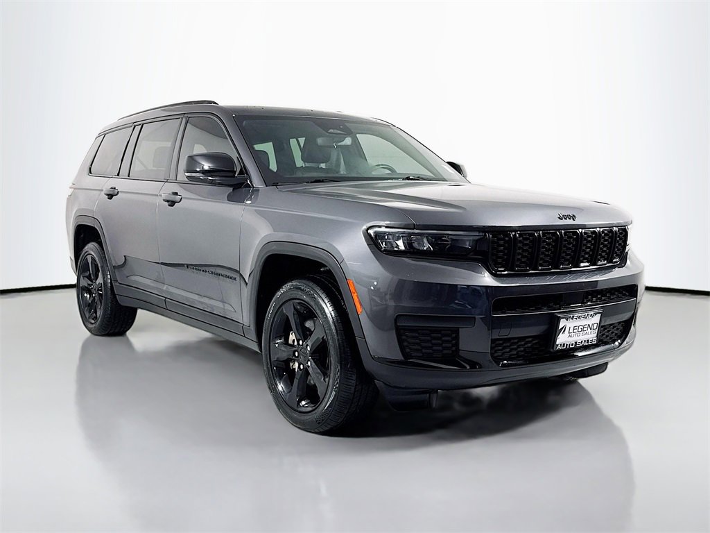 Used 2021 Jeep Grand Cherokee L Laredo image 3