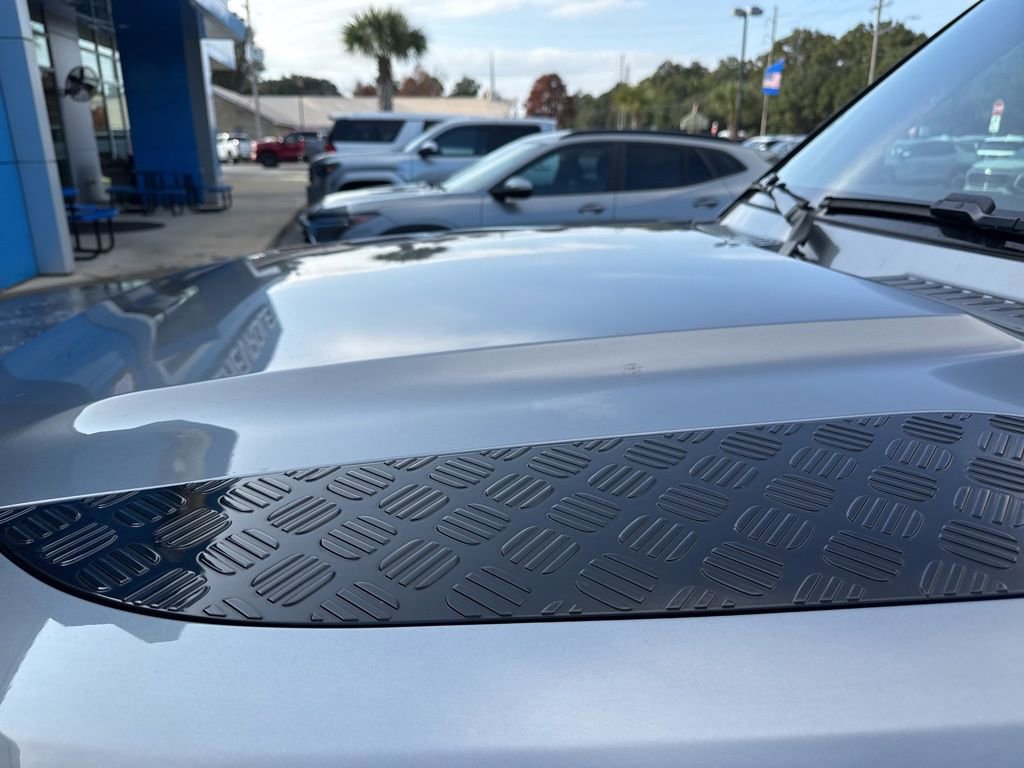 Used 2023 Land Rover Defender 90 S image 39