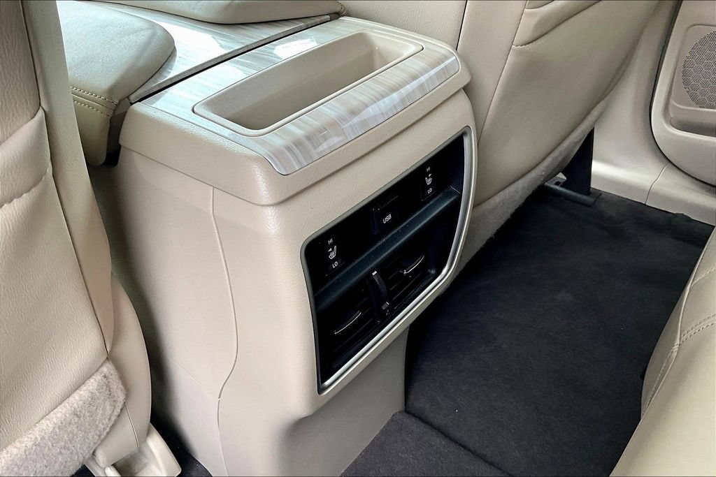 Used 2018 Nissan Murano SL w/ Moonroof Package AWD/4WD image 10