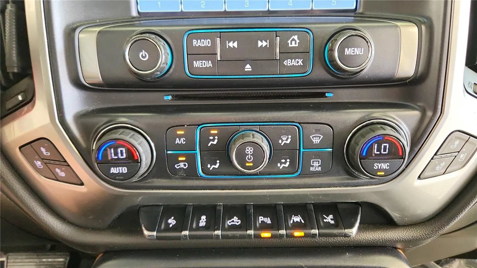 Used 2017 Chevrolet Silverado 1500 LTZ w/ Sport Package AWD/4WD image 31