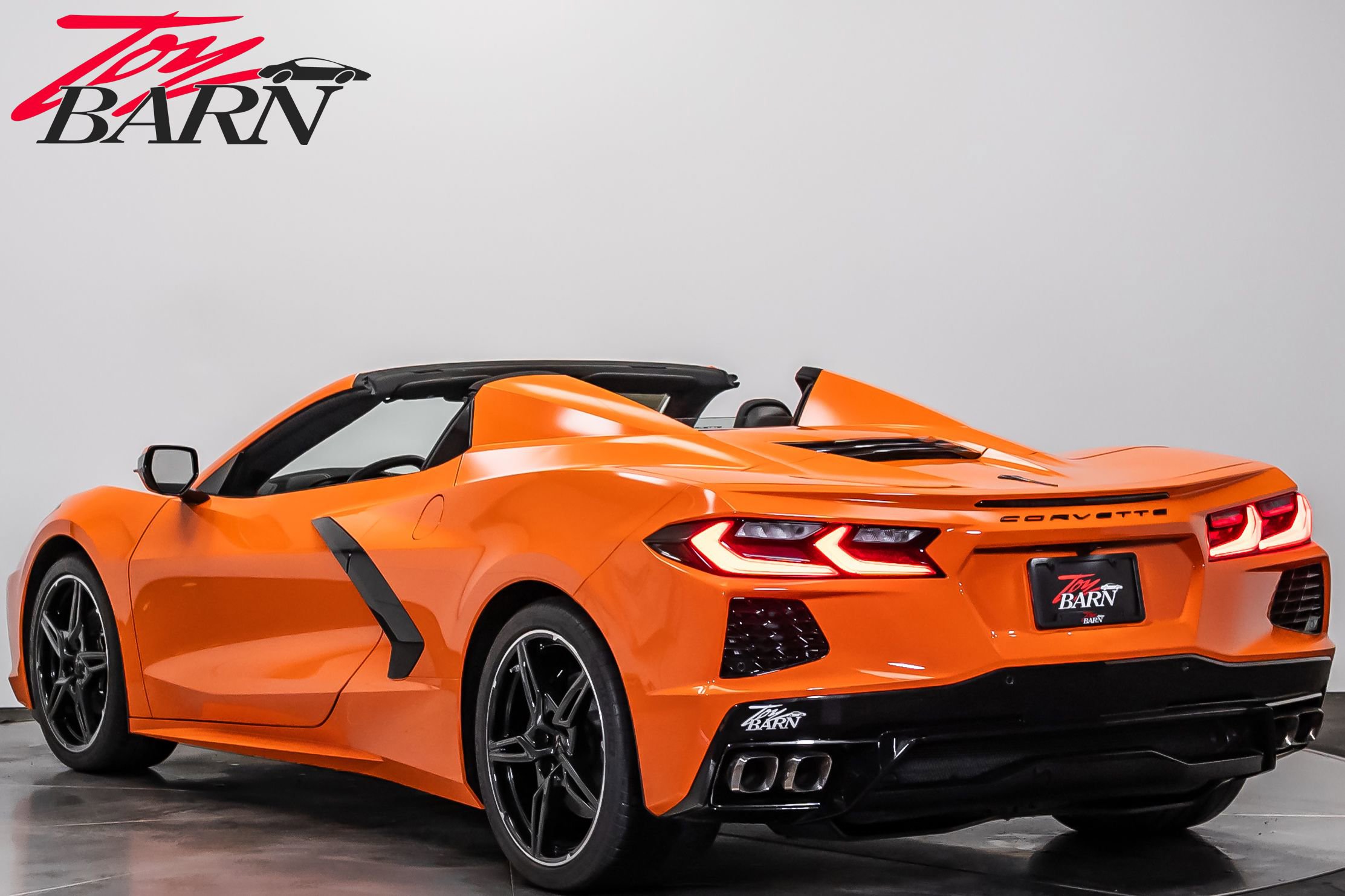Used 2024 Chevrolet Corvette Stingray Preferred Conv w/ 2LT image 3