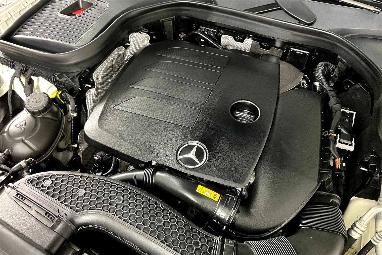 Used 2021 Mercedes-Benz GLC 300 4MATIC image 31