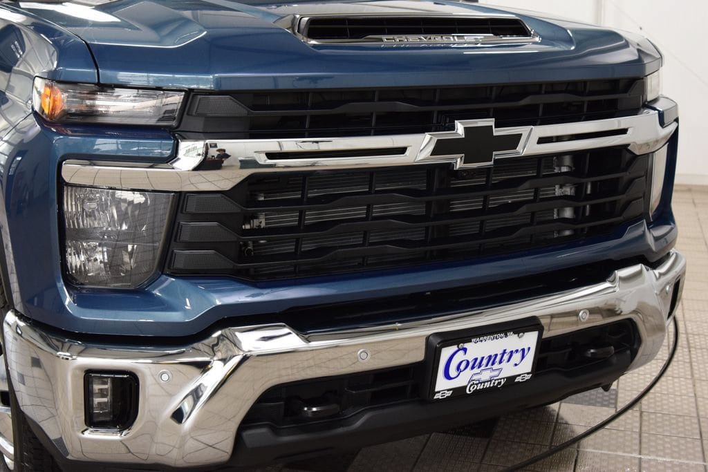New 2026 Chevrolet Silverado 3500 LT w/ All Star Edition AWD/4WD image 13
